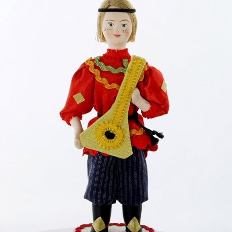 Фото: Кукла сувенирная фарфоровая Мальчик