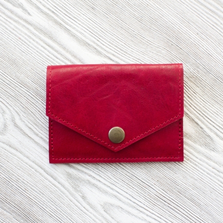 Фотография 1: Красный  женский кошелек из натуральной кожи для мелочи, пластиковых карт и банкнот "Брусника"