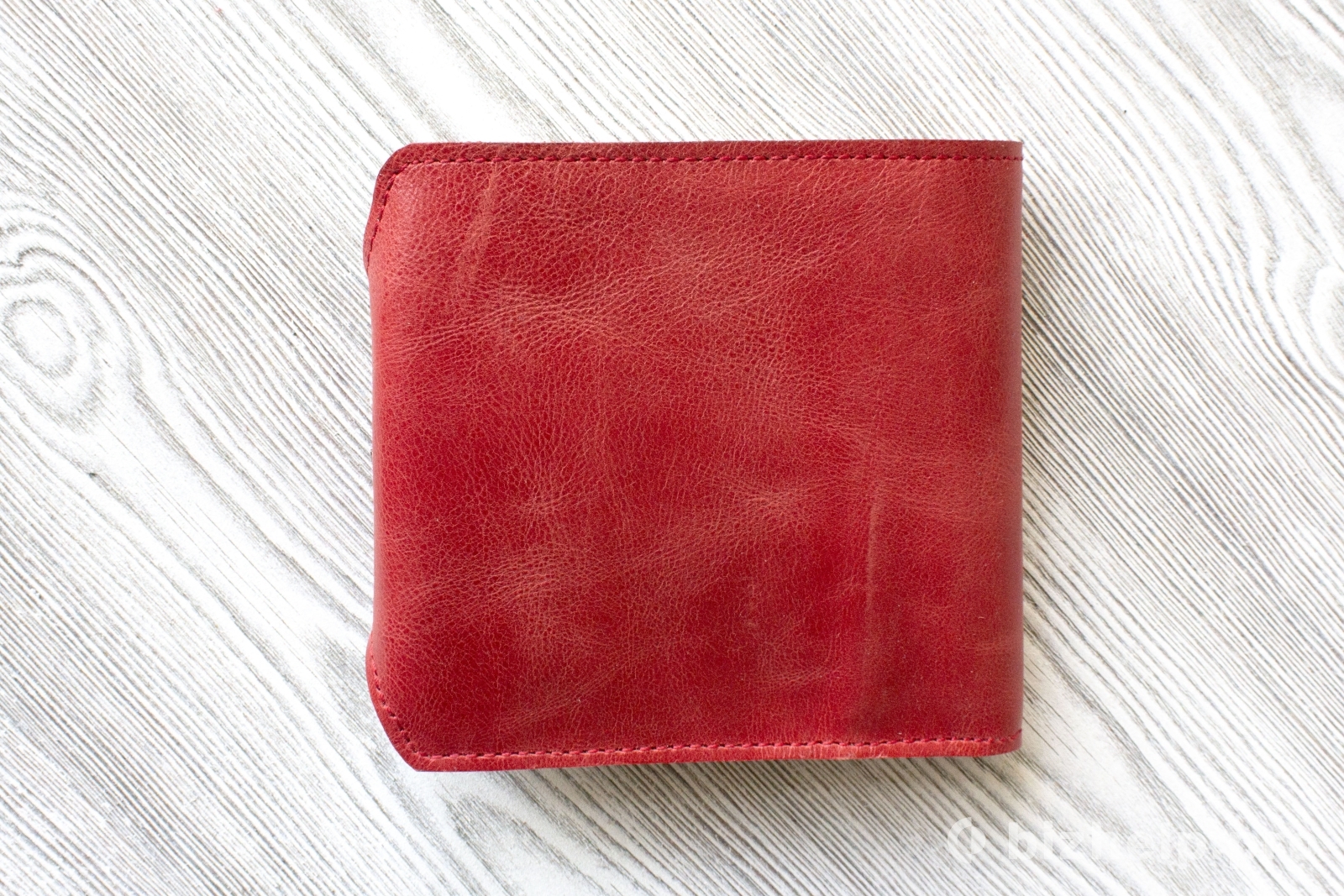 Фотография 3: Красное женское портмоне из натуральной кожи  "Коралл"