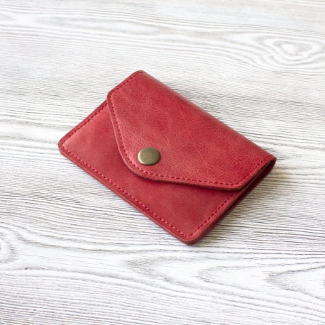 Фотография 2: Красный  женский кошелек для мелочи и пластиковых карт