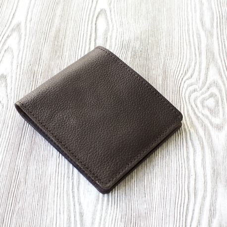 Фото: Мужское коричневое портмоне из натуральной кожи "Кора дуба"
