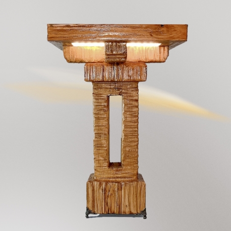 Фото: Декоративный интерьерный светильник из натурального дерева ручной работы "Рим"