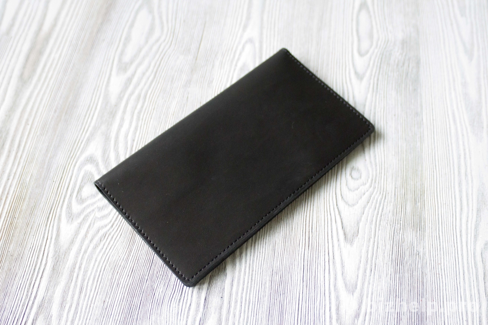 Фотография 5: Мужское черное портмоне из натуральной кожи "Графит"