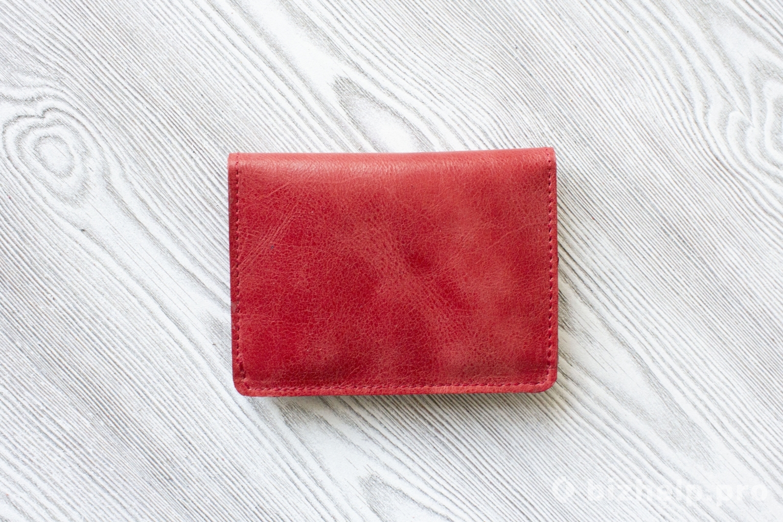 Фотография 9: Красный  женский кошелек для мелочи и пластиковых карт