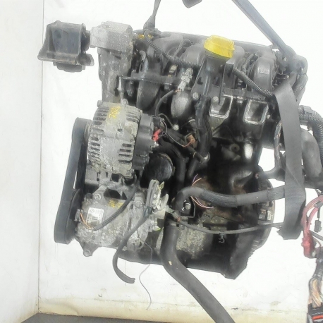 Фотография 1: Двигатель Renault Scenic 2003-2009, 1.6 литра, бензин, инжектор, k4m 766