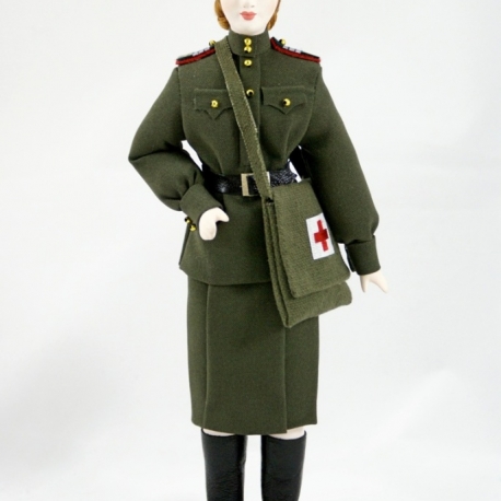 Фотография 2: Фарфоровая кукла | Военная медсестра