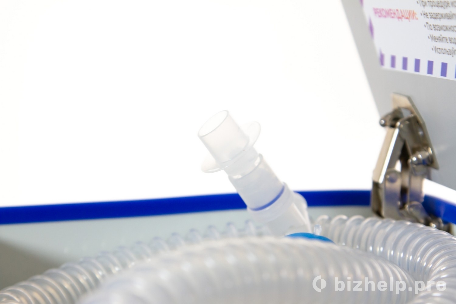 Фотография 5: Домашний аппарат для дыхания кислородом и кислородными миксами 5L