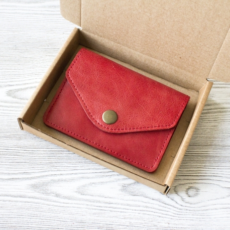 Фотография 10: Красный  женский кошелек для мелочи и пластиковых карт
